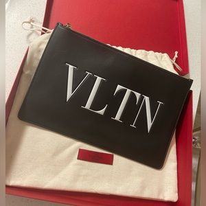 Valentino pouch